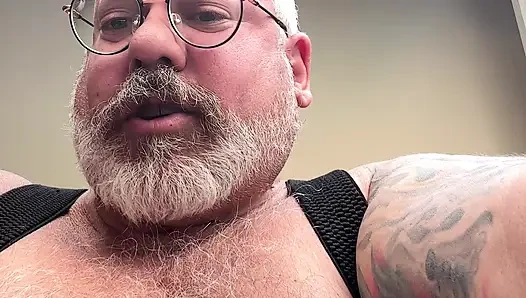 BIG FAT GRANDPA HAS NO TOUCH HANDS FREE PROTEIN SPRAYS