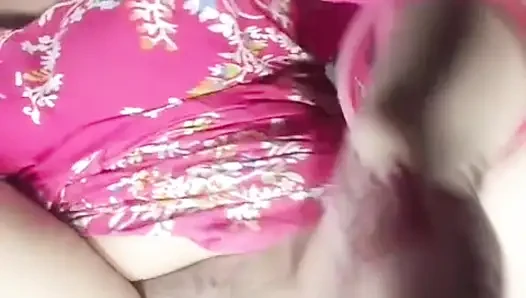 Bakire bir kızın amına dildo sok ve amının suyunu çıkar, penis yoksa, Hintçe ses