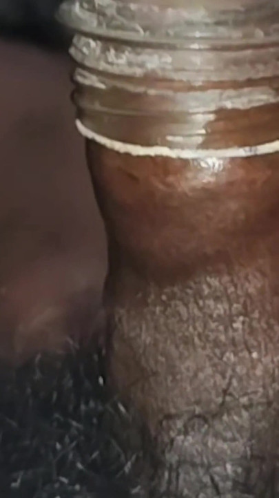Epski trenutak iz "Straight Desi Boy Find Peace In Water Bottel Hole 🫙 Fucked Hard"
