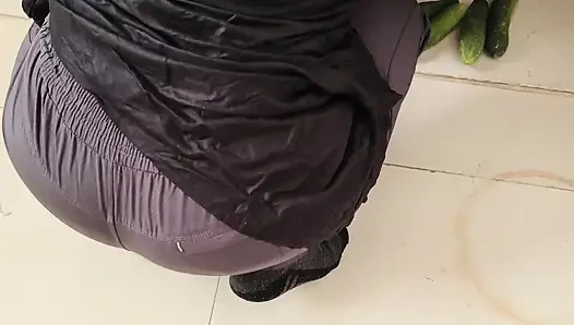 Pati ne apne patni ko romantic mood se chut ki chudai kiya aur chut ka maza liya . Indian desi village hindi viral sex videos