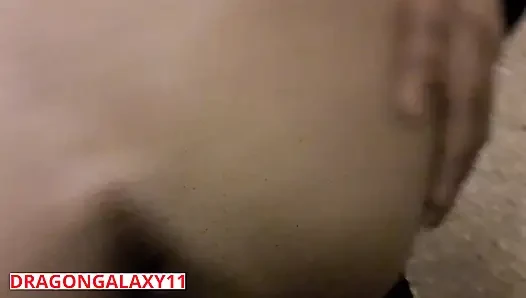 (Рискованно на публике) Анальный секс и кримпай на улице с сексуальной латиной в колледже в видео от первого лица