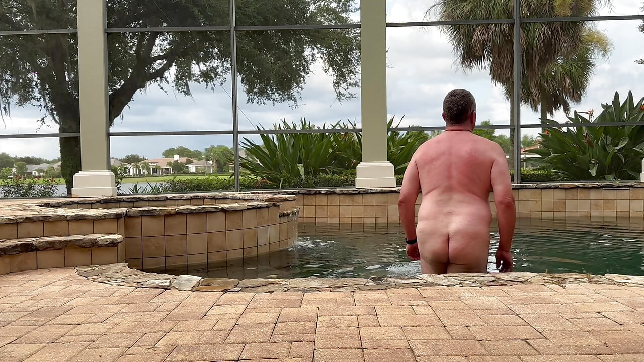 Just had to do a quick dip in the pool