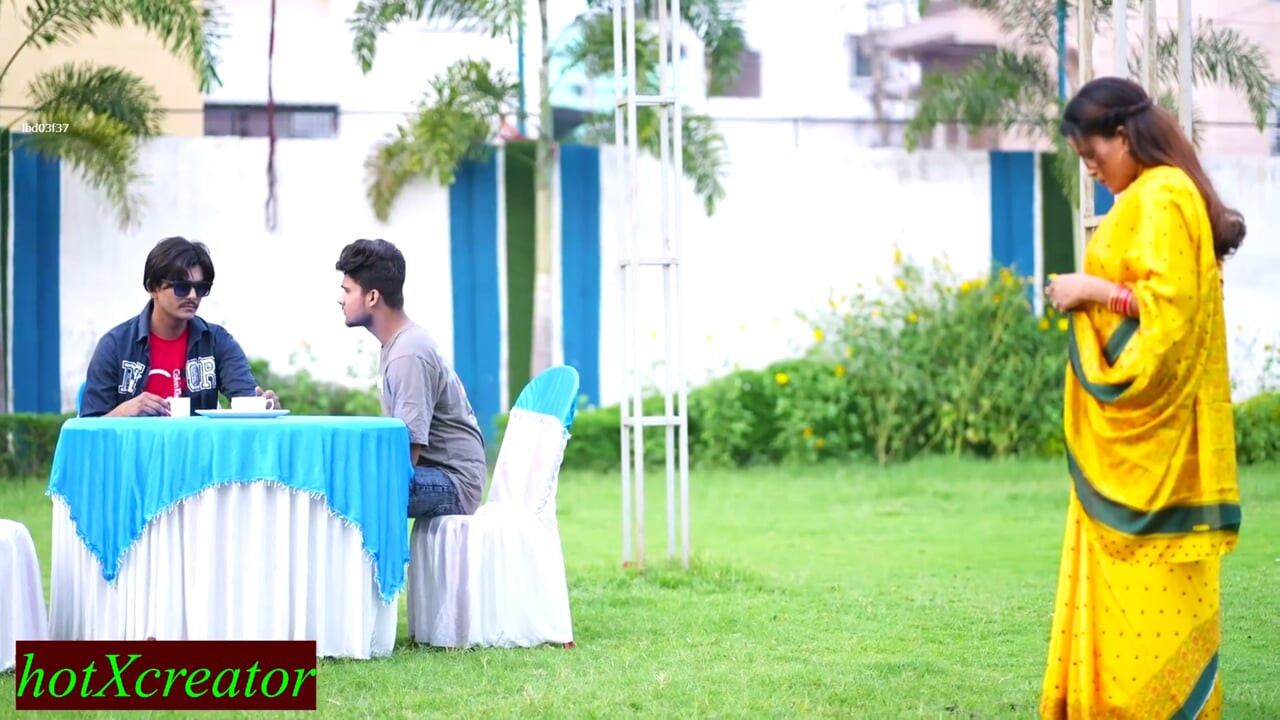 Istri cantik dibagikan sama teman kayanya! Please Husband Don't mind