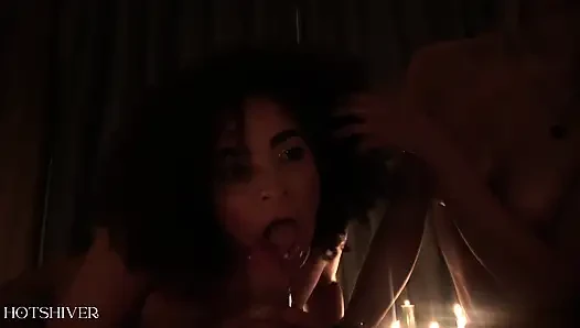 Seks threesome sama candlelight