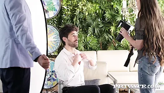 Tiffany doll wird nicht aufhören, bis sie etwas anal bekommt