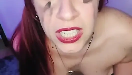 Shyyfxx Ich habe mich für die Ex übrig! Ich werde nach es mit dem Plug im Arsch suchen! Intensives anal!