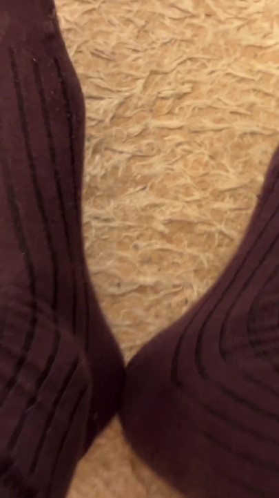 Earl Smile Dark Brown Ribbed Socks Fetish - Bedroom Solo | Clip 3