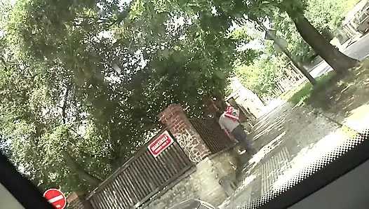 Fick bus ngentot di luar ruangan di van