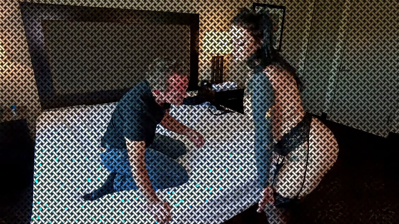 Older Man Dctrousersnake Hard Fucks Three Hole Goth Tatted Slut Nikki Nyx