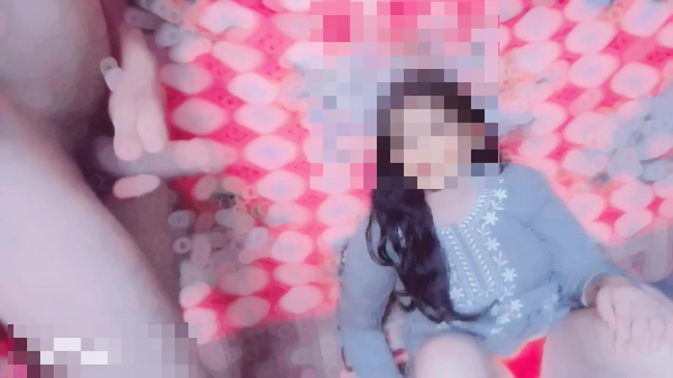 孟加拉女房东的重口味性爱视频和德西村漂亮女孩 Gf 性爱浪漫视频