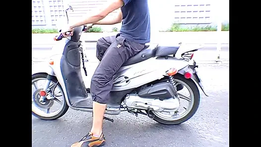 Heiße Brünette Wird Im Freien Hart Gefickt Und Titten Vollgespritzt