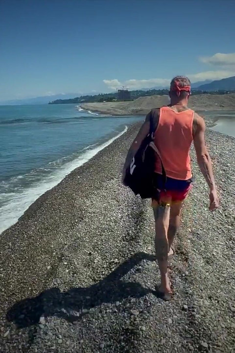 Two Guys Have Sex on the City Beach - He Sucked the Whole Dick and Got a Tasty Cum in His Mouth