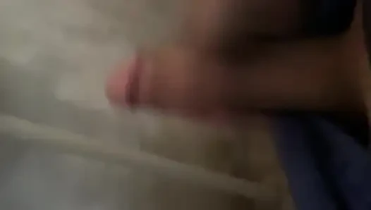 Tuvalette azgındım, internette çok boşalmak zorunda kaldım... GusttaGGoficial