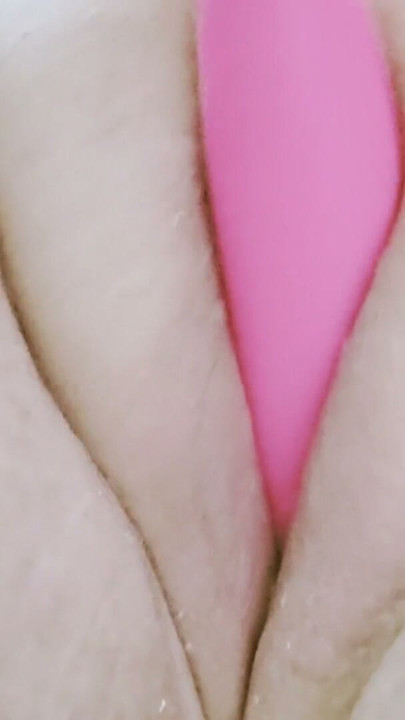 BBW gets wet and creamy | Clip 1