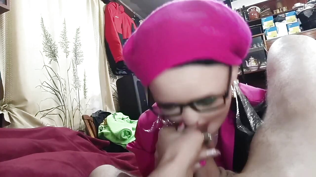Ela não esperava que eu pulverizasse meu esperma o rosto inteiro! Bagunçada facial ejaculação!