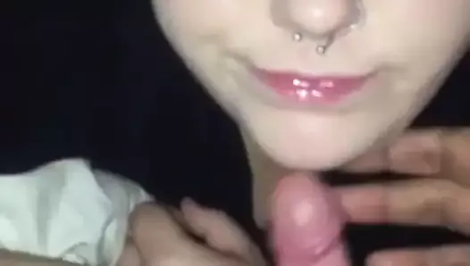 girl suck small cock