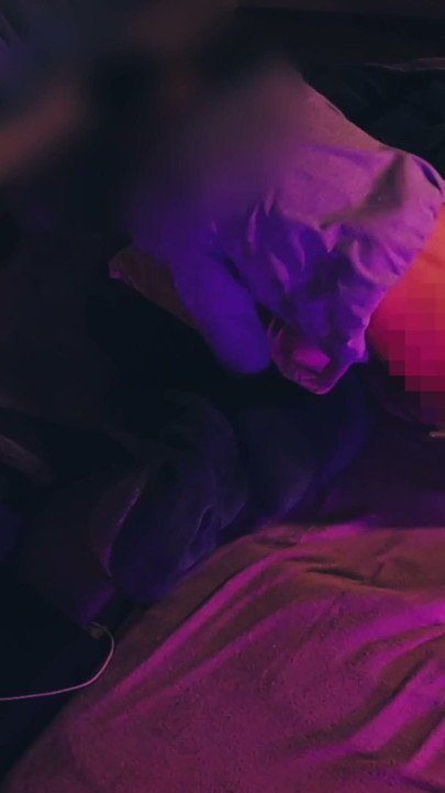 pillow humping | Clip 3