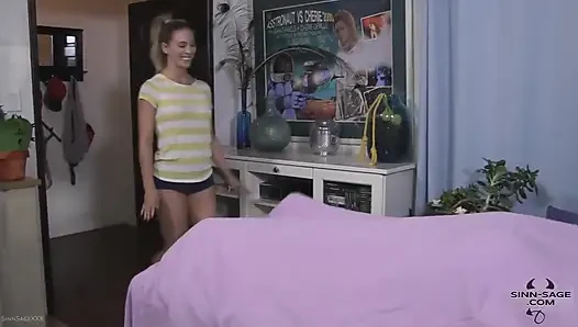 Pijat pantat reyality sama sinn sage, cherie deville