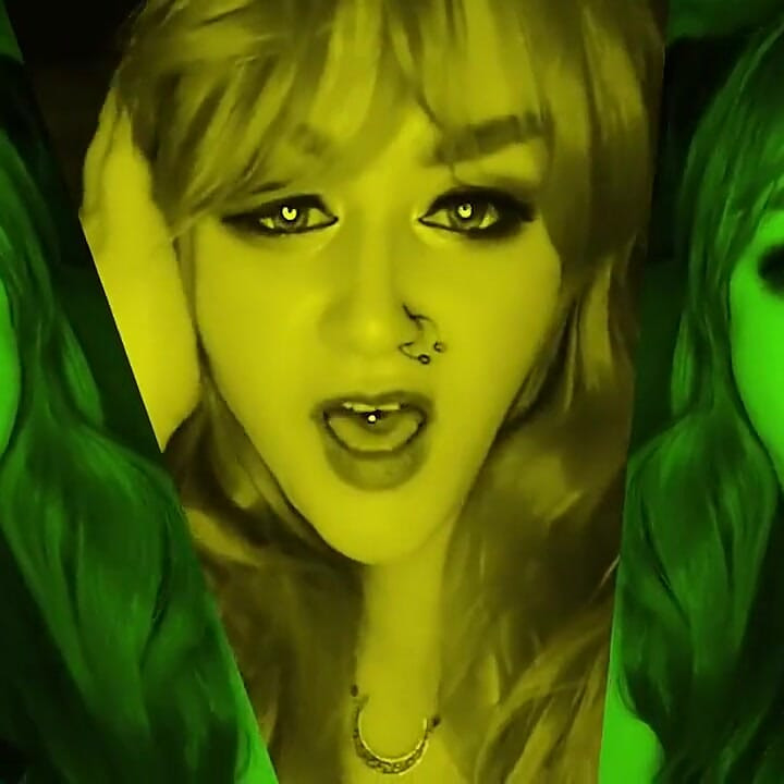 Profesyonel bir tanrıça lana gibi yarakları memnun etmeyi öğrenin