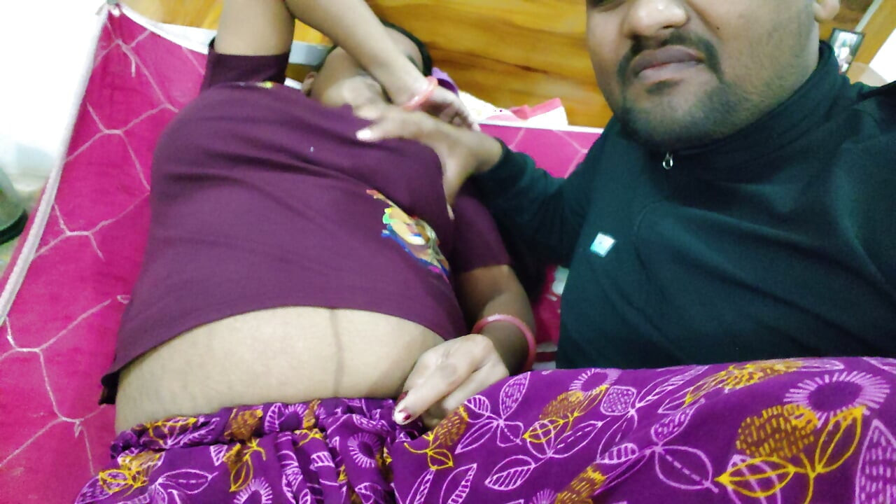 Desi bhabhi menghisap tetek video romantis desi.