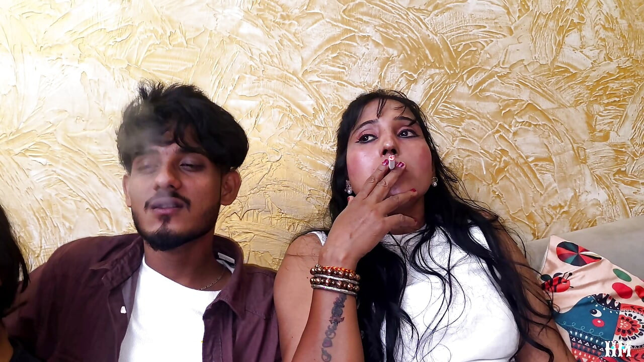 Indian Asian Desi Style Foursome Storical Gangbang Hardcore Softcofe Licking Kissing Sexual Video