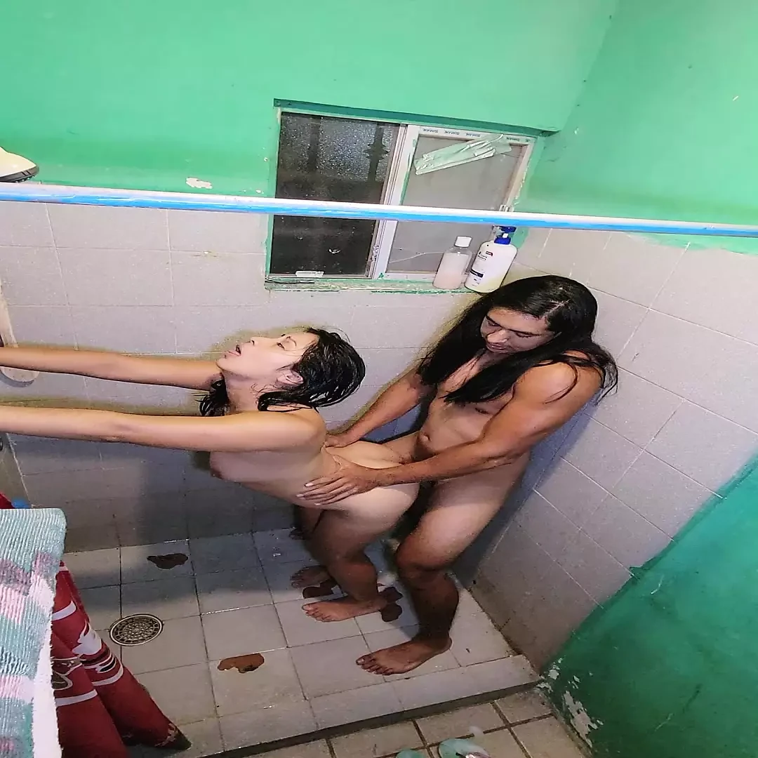 She asked me to take a bath with her, we ended up fucking