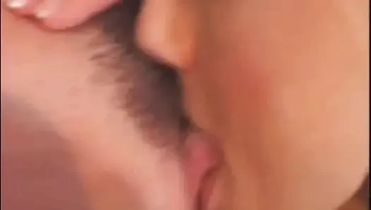 Federica Tommasi dan Jessica Fiorentino dalam pesta seks dengan hitam
