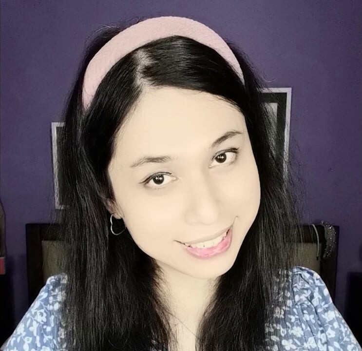 frumoasa filipineză transsexuală DaniTheCutie te-a supt în timpul călătoriei tale la Manila