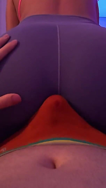 Put your Cock between my buttocks, i'm gonna make you cum inside your underwear - Offered by Yeloly | Clip 2