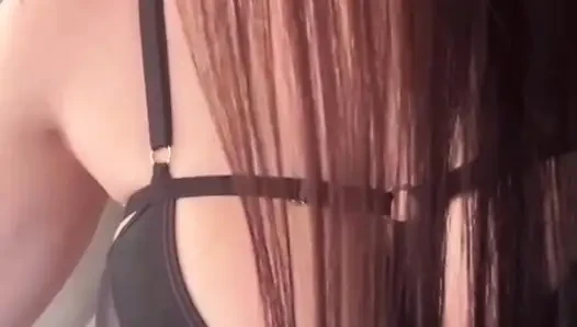 Karımın çoraplı en güzel ve nazik orgazmı