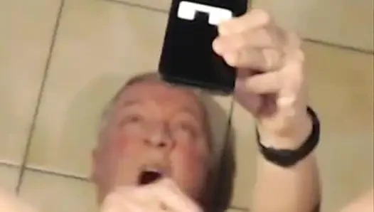 CUMFACE KENDI BOŞALMAMı YIYOR