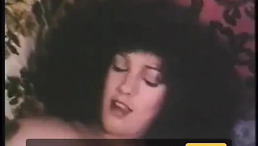 Çıplak retro güzelliklerin koleksiyonunu izlemenin tadını çıkarın