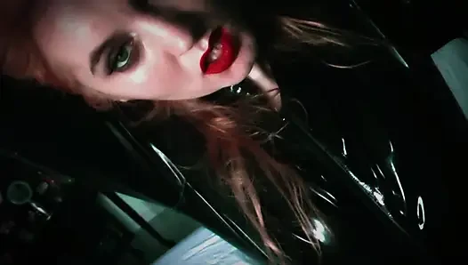 Overpowered Seductress