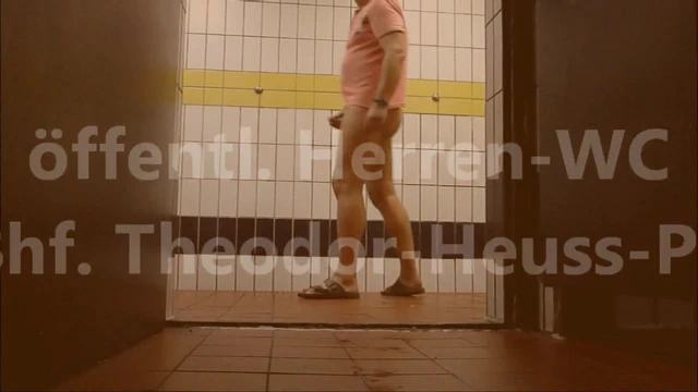 Auf WC in Berlin am Heuss-Platz !