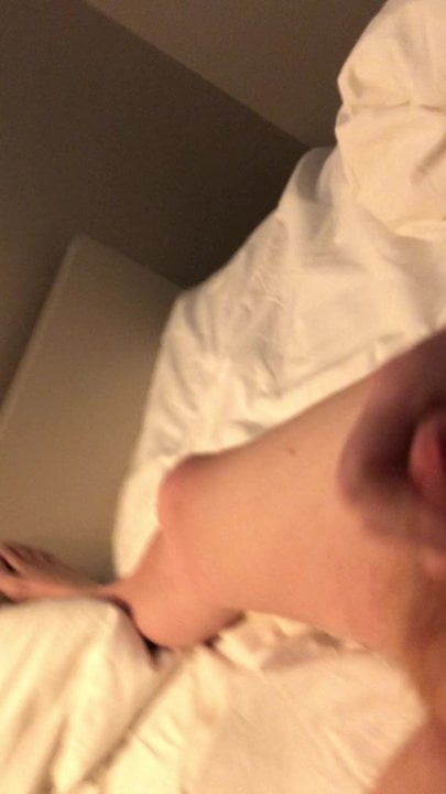BBW hotel blow job