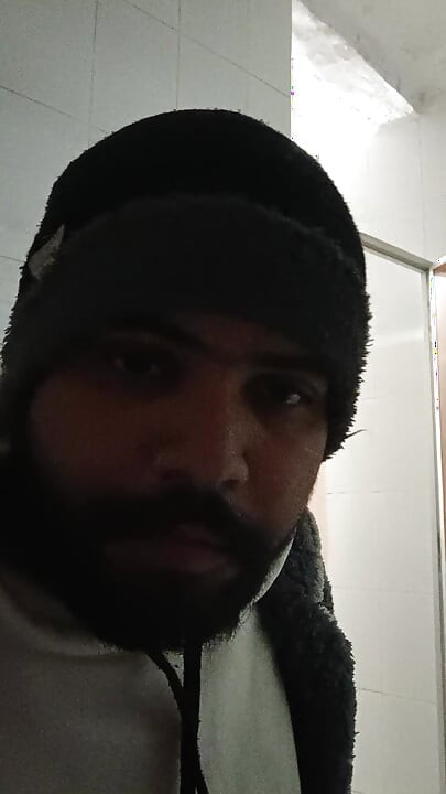 Subah ke samay tylet mastarbeting