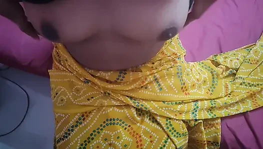 Aunty mai to bas Flat dekhne aaya tha, aap chuchi kyu dikha rahi hain