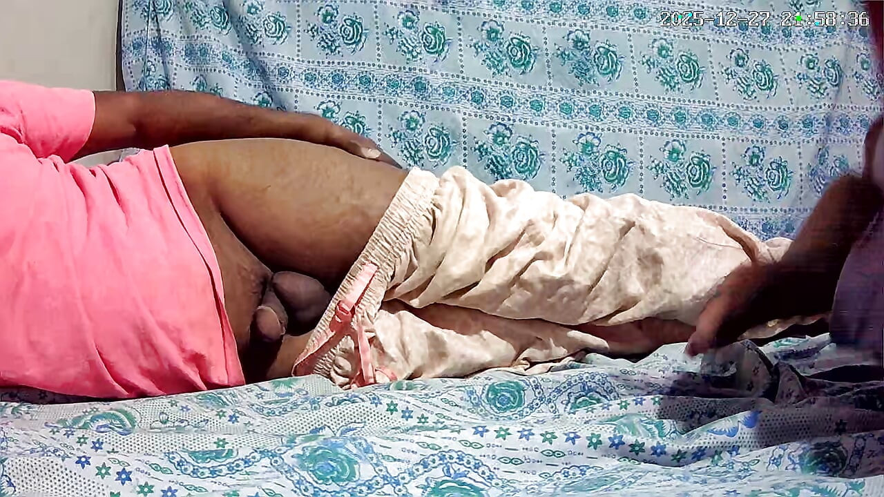 Sharing a bed with my sister in law - janohot