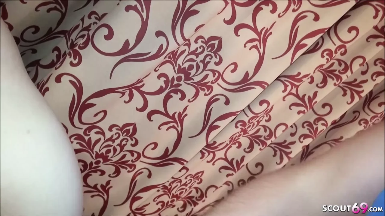 SKINNY GERMAN TEEN IN REAL HOMEMADE CASTING WITHOUT CONDOM
