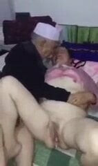 Old man na apni behan ko chudai