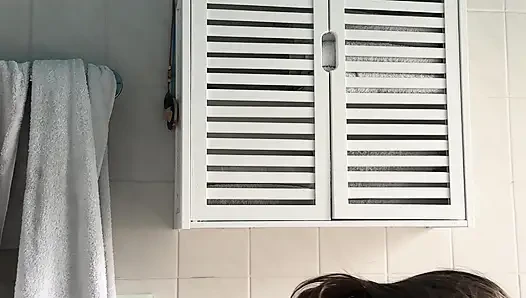 Teen Mit Perfektem Körper Duscht
