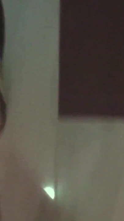 Momento da condividere da "Ragazza carina rimorchiata e scopata duro da sconosciuti nel vero porno pov"
