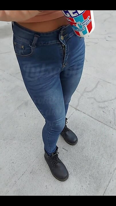 ฉันจบลงด้วยการเย็ดสาวนอกใจที่ฉันเจอที่ห้าง