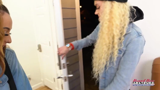 Blonde Sassy And Lola Busty Blonde Duo Sloppy Deepthroat Share Dick Fun!