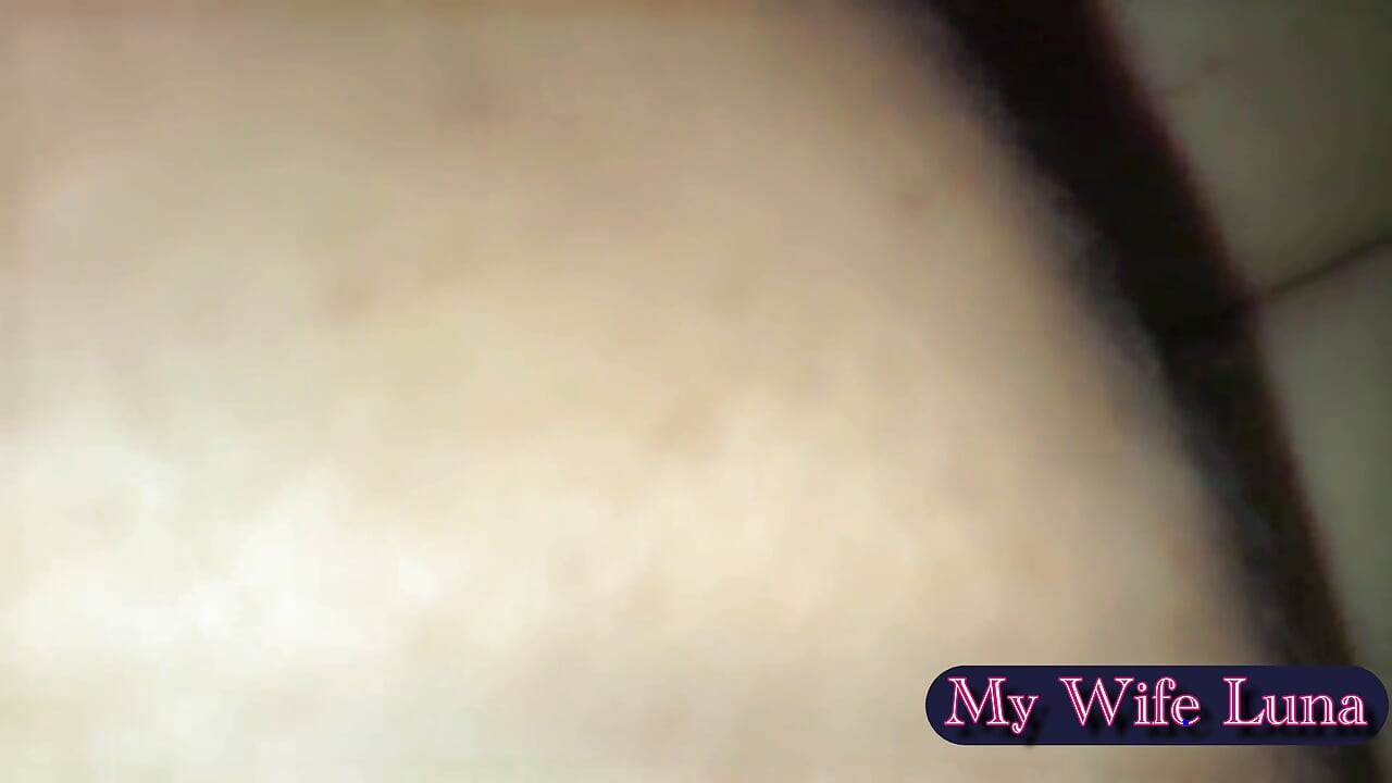 Luna Gets Fucked in the Club in Front of Her Fans