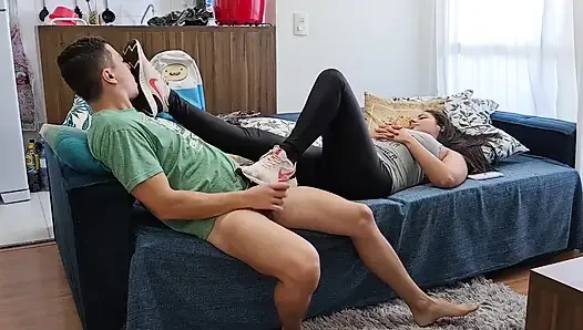Bossy Hot Roommate (ep 3)