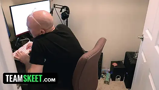 Prank nakal bikin gadis remaja seksi rebecca vanguard sange berat