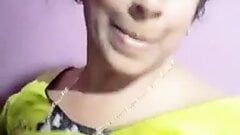Playboystarx Videos 9 Kerala Tante zeigt ihre Möpse