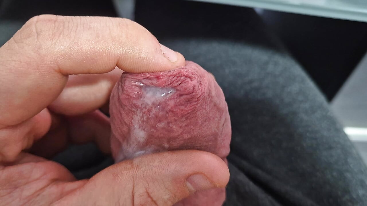 Neporezana Uska Fimoza Kurac Precum Zavodljivanje za Ljubitelje Prepucija S Izbacivanjem Sperme