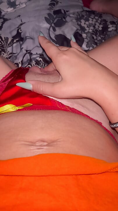 MILF in Lingerie Hard Play Pussy and Squirting Orgasm